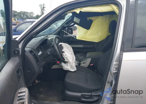 2009 Ford Escape Xlt z USA, uszkodzony, nr VIN 1FMCU93G59KA82206